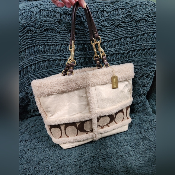 Coach Y2k Sherpa Lined Special Edition Tote Bag - Picture 1 of 14